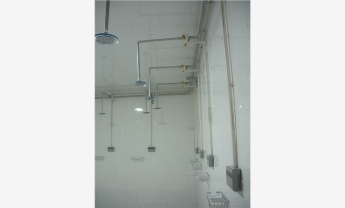 湖南浴室节水器水控机生产厂家员工图1
