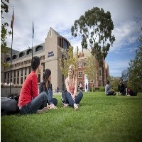 澳洲硕士就业率TOP5的大学  详情咨询华侨留学