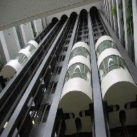 青岛电梯回收 货梯回收 油压梯回收 【银河物资】