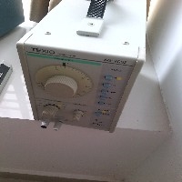 AG-203E 音频信号发生器图1