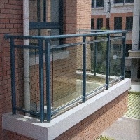 厦门玻璃阳台护栏图1