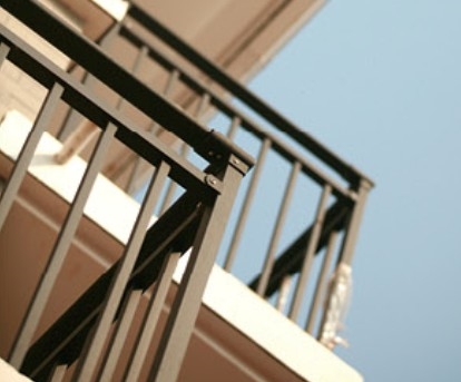湖南伟业锌钢阳台栏杆坚固安全工程