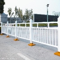 山东小区护栏。潍坊小区PVC围栏。临朐绿化栏杆