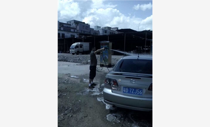 深圳热爱-自助式蒸汽清洗车的优点