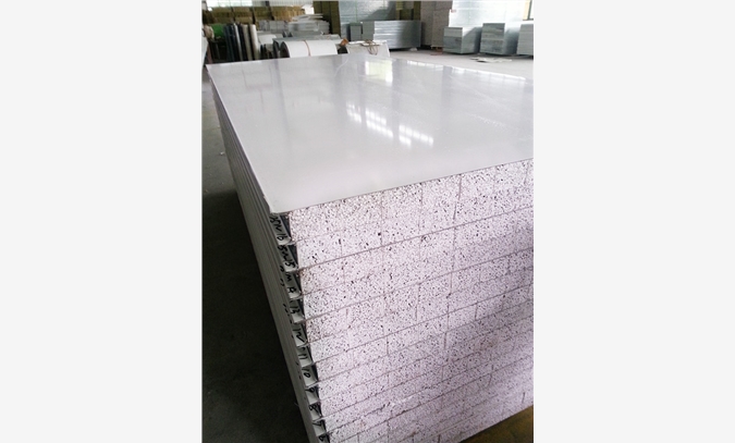 高强度防火硫氧镁彩钢板保温板