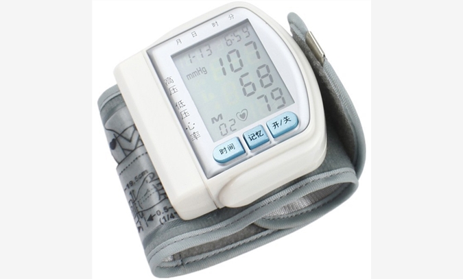 电子血压计 家用手腕式血压计图1