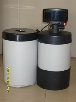 小型桶装纯净水设备