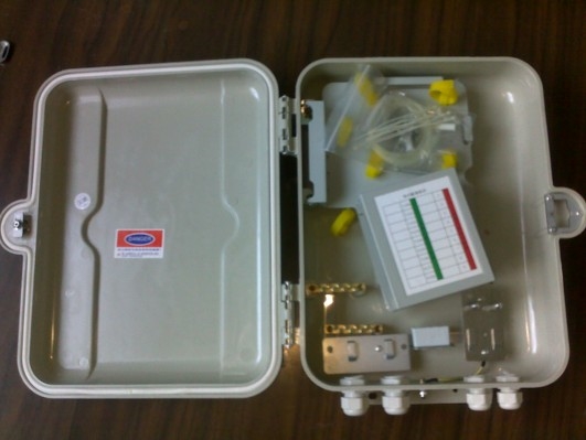 二槽道SMC光缆分支箱图1