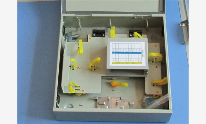 二槽道SMC光纤分路箱图1