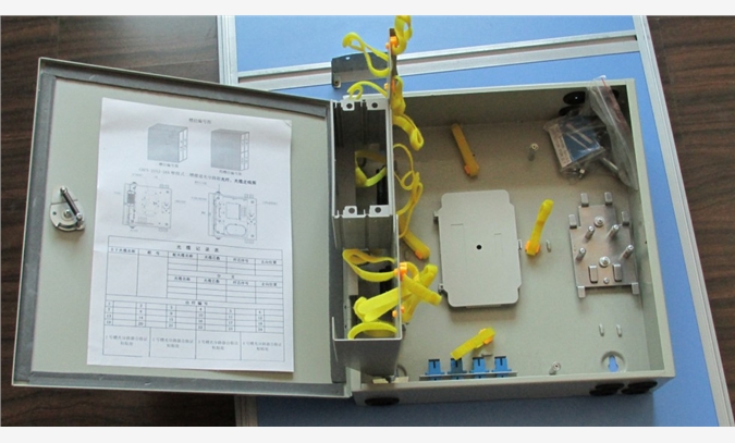 二槽道SMC光纤入户箱图1