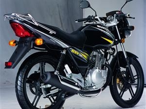 铃木GSX125报价摩托车