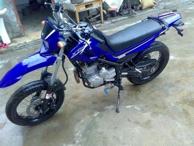 雅马哈XT250X越野摩托车