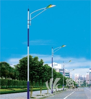 济南阳路灯厂家--济南太阳能路灯图1