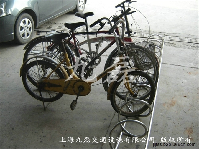螺旋式自行车停车架