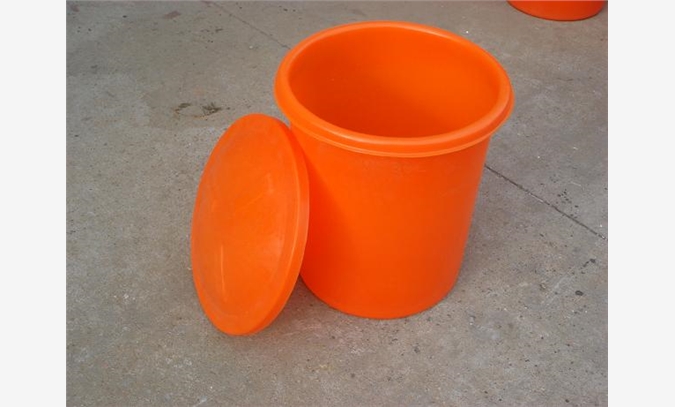 塑料圆桶图1