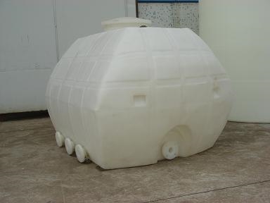 2立方车载卧式水箱
