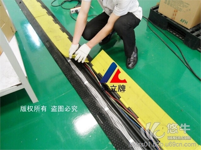 北京哪里有橡胶线槽板出租？