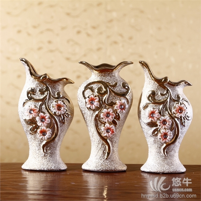 陶瓷花瓶三件套