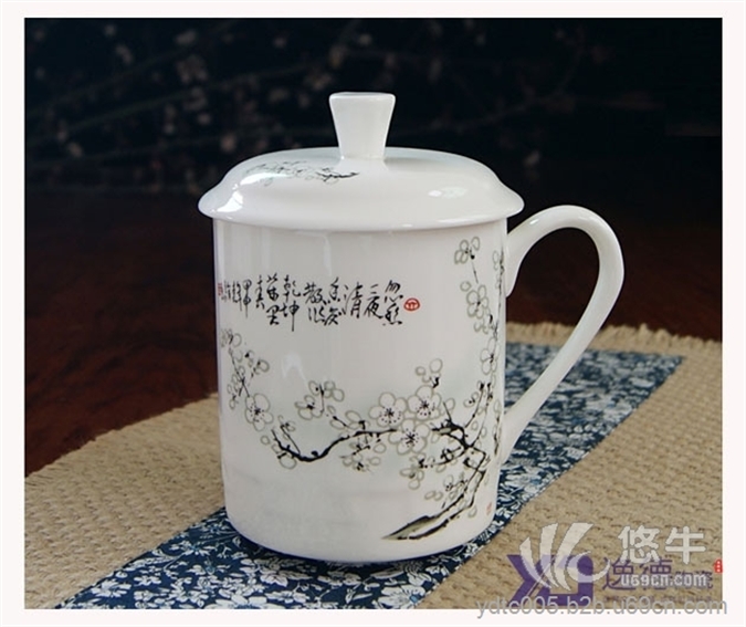 青花瓷茶杯图1