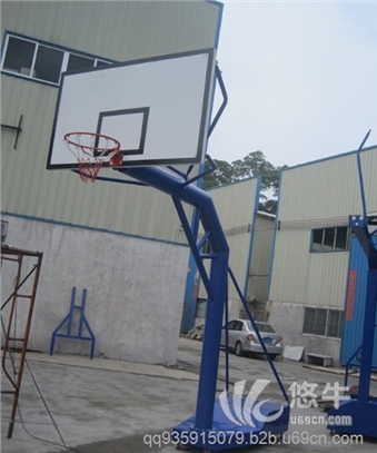 AQA—106型 圆管移动篮球架